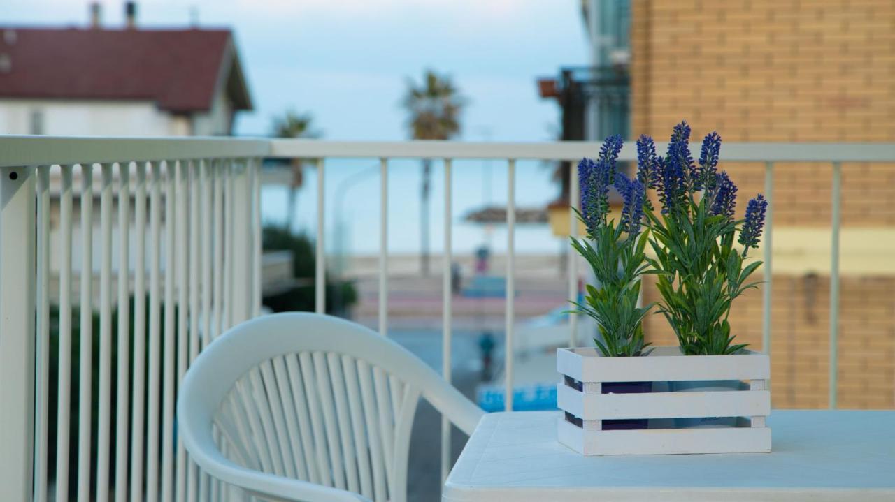 Appartamenti Smeraldo Lido di Fermo Exteriér fotografie